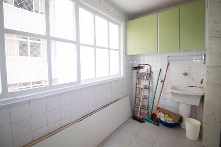 Apartamento à venda com 96m², 2 quartos e 1 vagaÁrea de Serviço