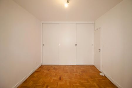 Apartamento à venda com 96m², 2 quartos e 1 vagaQuarto 2