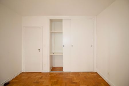 Apartamento à venda com 96m², 2 quartos e 1 vagaQuarto 2