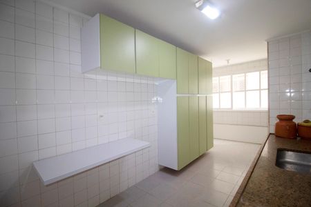 Apartamento à venda com 96m², 2 quartos e 1 vagaCozinha