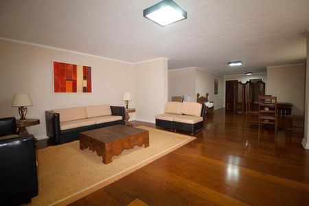 Apartamento à venda com 96m², 2 quartos e 1 vagaÁrea comum 