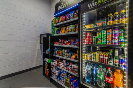 Studio para alugar com 25m², 1 quarto e sem vaga Studio para alugar com 25m², 1 quarto e sem vagaÁrea comum - Mercado