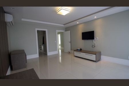 Casa de condomínio à venda com 364m², 4 quartos e 4 vagasSuíte 1