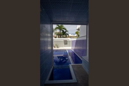 Casa de condomínio à venda com 364m², 4 quartos e 4 vagasSauna