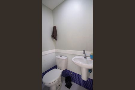 Casa de condomínio à venda com 364m², 4 quartos e 4 vagasLavabo do Quintal