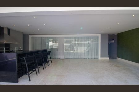 Casa de condomínio à venda com 364m², 4 quartos e 4 vagasQuintal