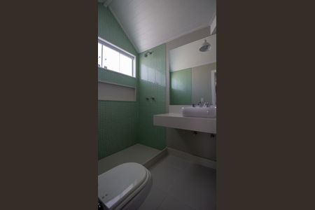 Casa de condomínio à venda com 364m², 4 quartos e 4 vagasBanheiro da Suíte 4