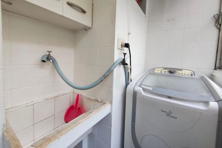 Apartamento à venda com 60m², 2 quartos e 1 vagaÁrea de Serviço