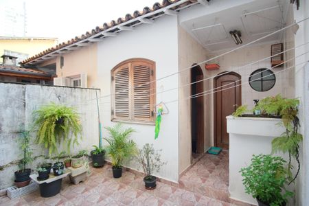 Casa à venda com 120m², 3 quartos e 1 vagaQuintal