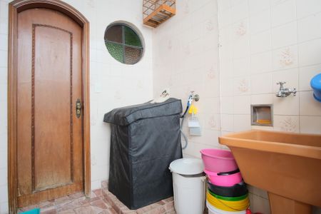 Casa à venda com 120m², 3 quartos e 1 vagaÁrea de Serviço