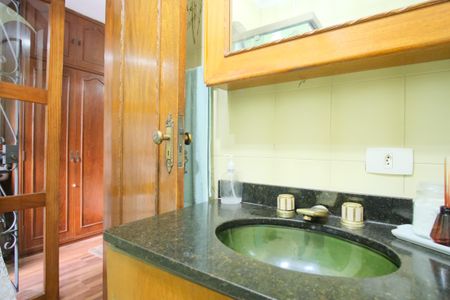 Casa à venda com 120m², 3 quartos e 1 vagaBanheiro da Suíte