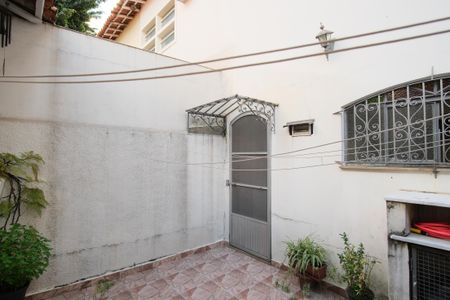 Casa à venda com 120m², 3 quartos e 1 vagaQuintal