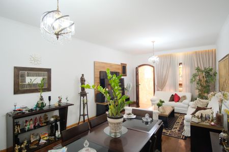 Casa à venda com 120m², 3 quartos e 1 vagaSala