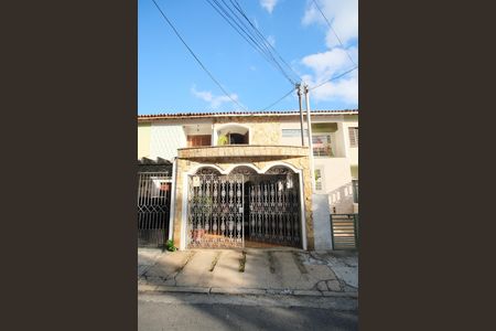 Casa à venda com 120m², 3 quartos e 1 vagaFachada