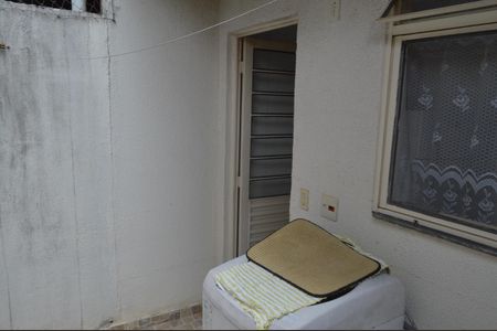 Casa à venda com 80m², 2 quartos e 1 vaga Casa à venda com 80m², 2 quartos e 1 vagaArea de Serviço