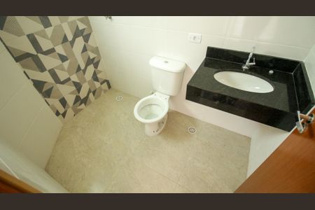 Casa à venda com 110m², 3 quartos e 2 vagasBanheiro - Quarto 3