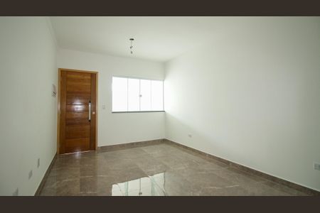 Casa à venda com 110m², 3 quartos e 2 vagasSala