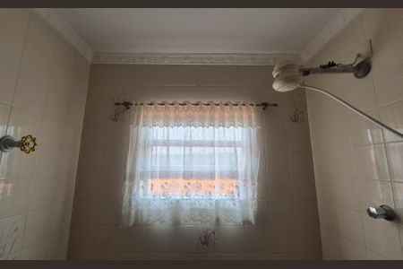 Casa à venda com 168m², 2 quartos e 1 vagaBanheiro 2