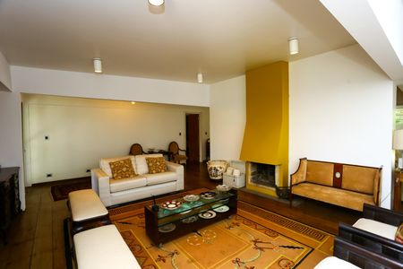 Casa à venda com 239m², 2 quartos e 2 vagas Casa à venda com 239m², 2 quartos e 2 vagasSala 1