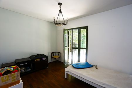 Casa à venda com 239m², 2 quartos e 2 vagas Casa à venda com 239m², 2 quartos e 2 vagassuíte 1