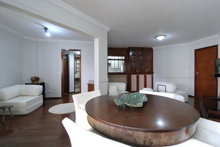 Apartamento para alugar com 120m², 3 quartos e 2 vagasSala