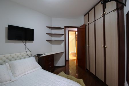 Apartamento para alugar com 120m², 3 quartos e 2 vagasQuarto 2