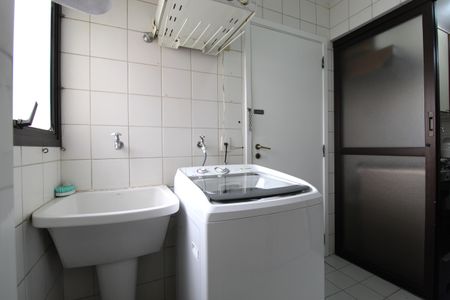 Apartamento para alugar com 120m², 3 quartos e 2 vagasCozinha e Área de Serviço