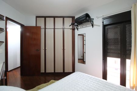 Apartamento para alugar com 120m², 3 quartos e 2 vagasQuarto 2