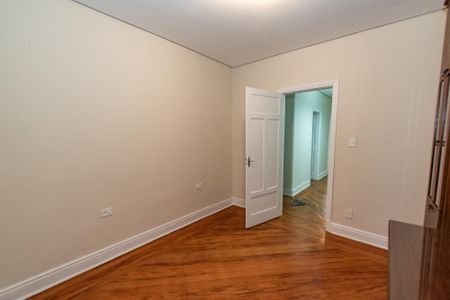 Casa para alugar com 350m², 3 quartos e 1 vagaQuarto 1