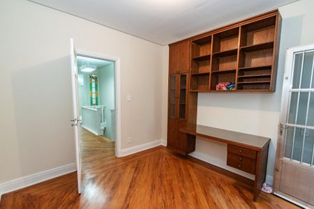 Casa para alugar com 350m², 3 quartos e 1 vagaQuarto 1