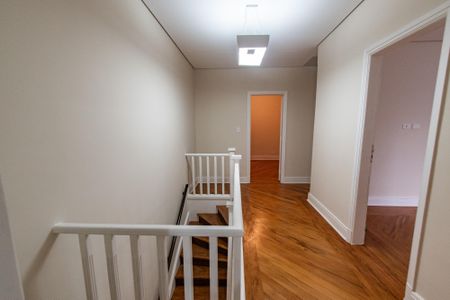Casa para alugar com 350m², 3 quartos e 1 vagaHall dos quartos