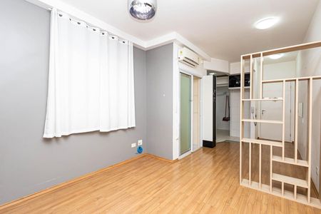 Apartamento à venda com 42m², 1 quarto e 1 vagaSala