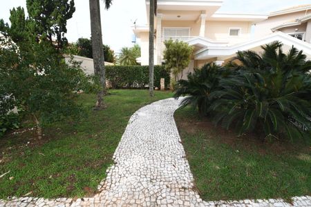 Casa de condomínio para alugar com 420m², 4 quartos e 4 vagasJardim