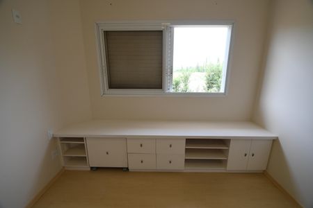 Casa de condomínio para alugar com 420m², 4 quartos e 4 vagasSuíte 3