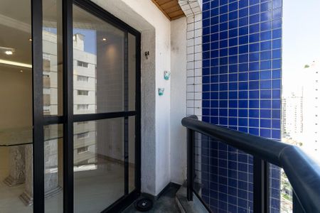 Apartamento à venda com 72m², 3 quartos e 2 vagasVaranda da Sala