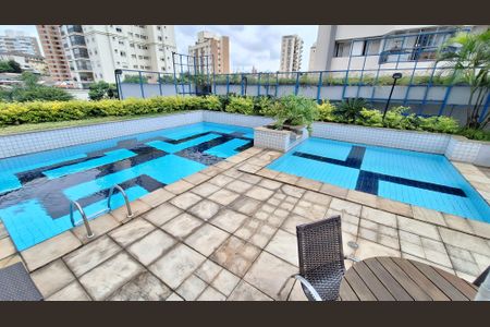 Apartamento para alugar com 100m², 3 quartos e 2 vagas Apartamento para alugar com 100m², 3 quartos e 2 vagasÁrea comum - Piscina