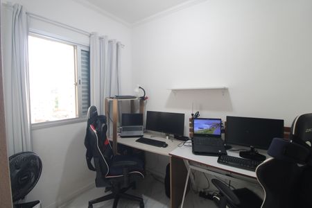 Apartamento à venda com 72m², 3 quartos e 2 vagasQuarto 2