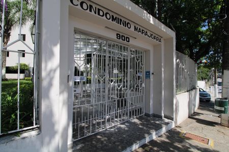 Apartamento à venda com 72m², 3 quartos e 2 vagasFachada