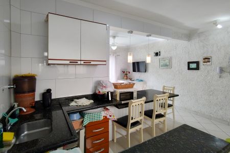 Apartamento para alugar com 75m², 2 quartos e 1 vagaCozinha 