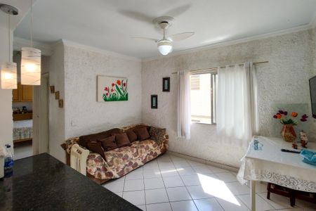 Apartamento para alugar com 75m², 2 quartos e 1 vagaSala