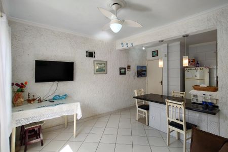 Apartamento para alugar com 75m², 2 quartos e 1 vagaSala