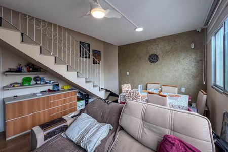 Casa à venda com 140m², 3 quartos e 1 vagaSala