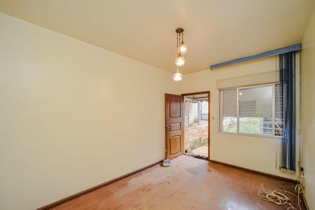 Casa à venda com 150m², 3 quartos e 2 vagas Casa à venda com 150m², 3 quartos e 2 vagasSala