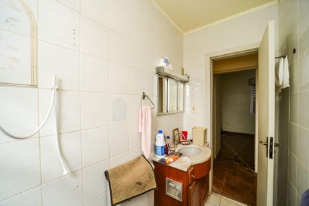 Casa à venda com 150m², 3 quartos e 2 vagas Casa à venda com 150m², 3 quartos e 2 vagasBanheiro