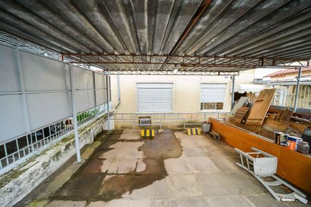 Casa à venda com 150m², 3 quartos e 2 vagas Casa à venda com 150m², 3 quartos e 2 vagasGaragem