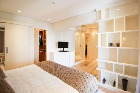 Apartamento à venda com 165m², 3 quartos e 3 vagasSuíte 1