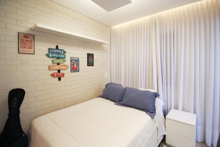 Apartamento à venda com 165m², 3 quartos e 3 vagasSuíte 2