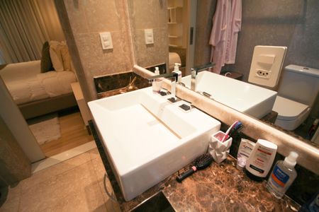 Apartamento à venda com 165m², 3 quartos e 3 vagasBanheiro da Suíte 1