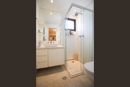 Apartamento à venda com 165m², 3 quartos e 3 vagasBanheiro da Suíte 2