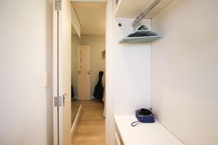 Apartamento à venda com 165m², 3 quartos e 3 vagasCloset da Suíte 2